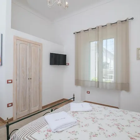 Maison Chloe בית נופש *